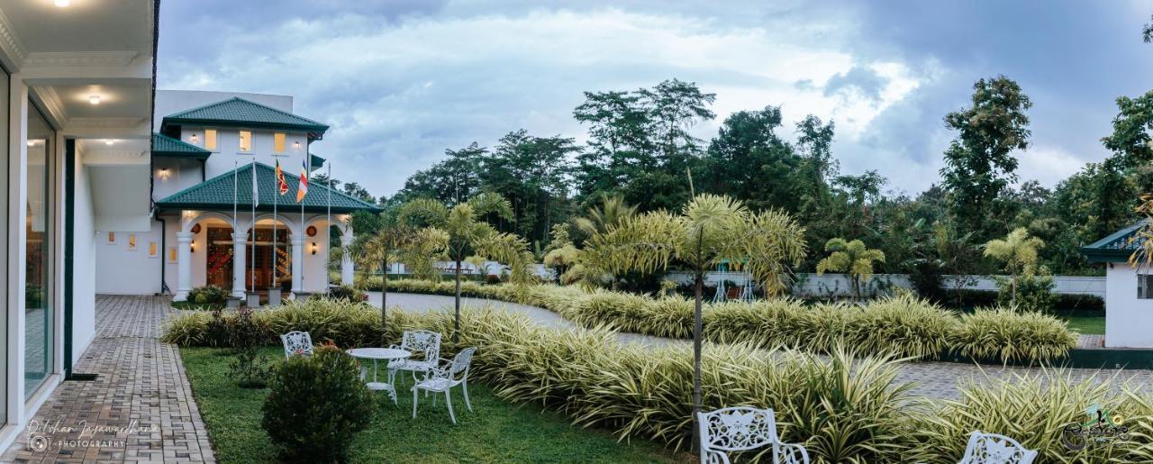 Lakegala Resort Matale Eksteriør billede