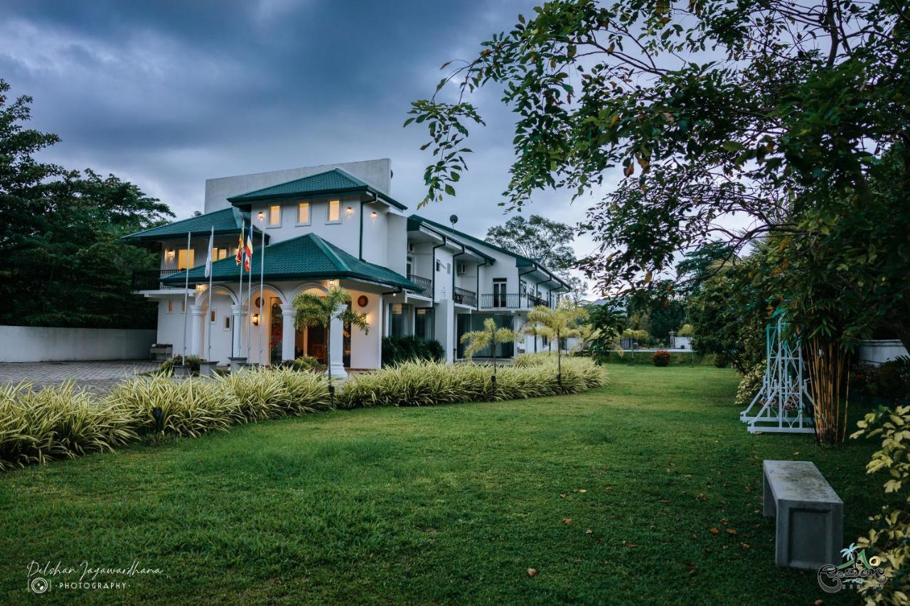 Lakegala Resort Matale Eksteriør billede