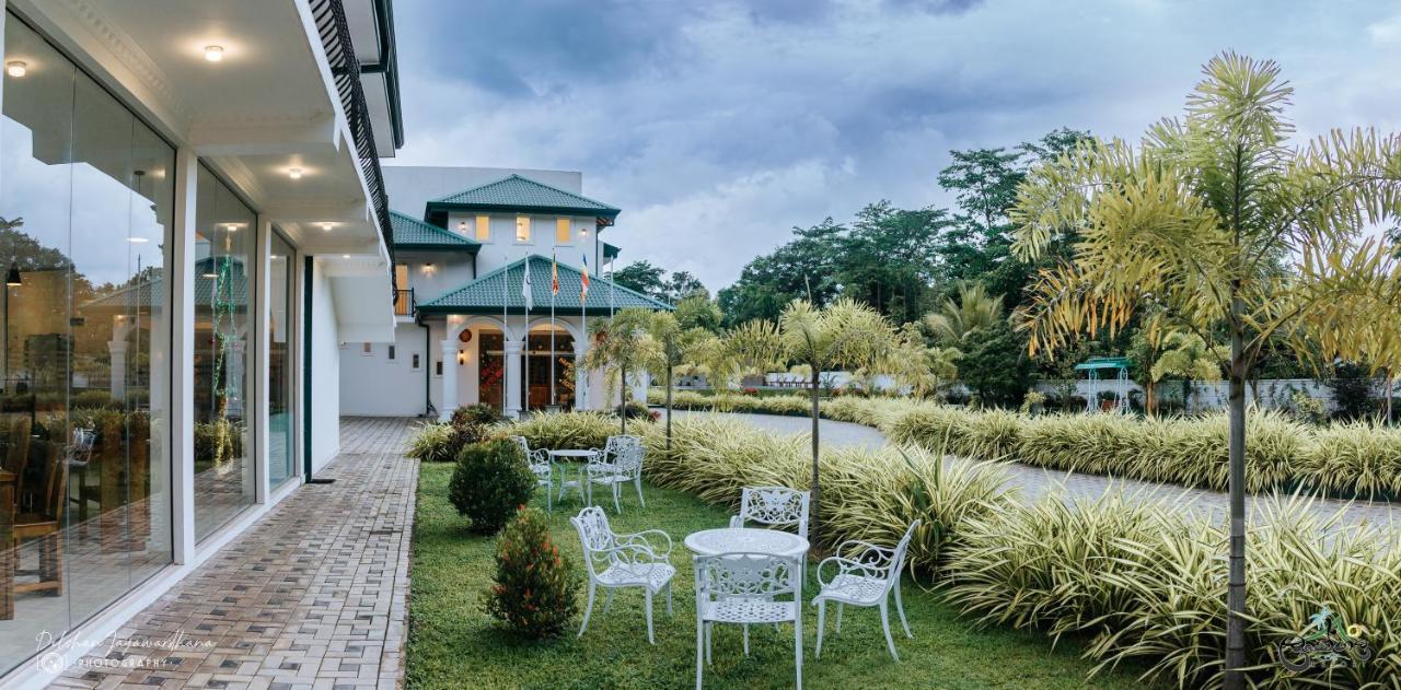 Lakegala Resort Matale Eksteriør billede