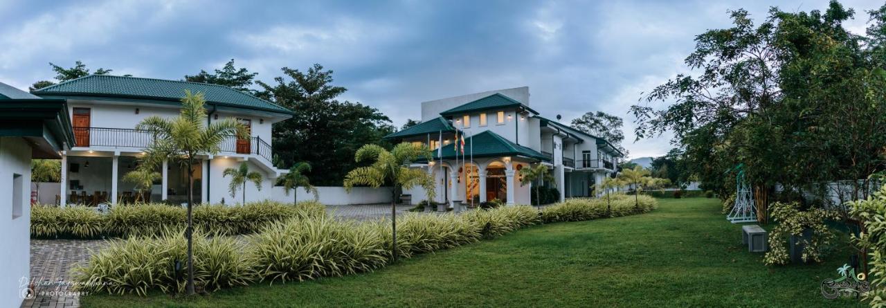 Lakegala Resort Matale Eksteriør billede
