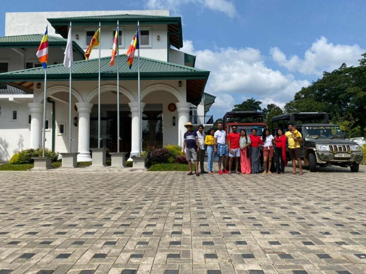 Lakegala Resort Matale Eksteriør billede